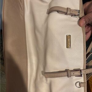 Elegant Cream and Tan Shoulder Bag